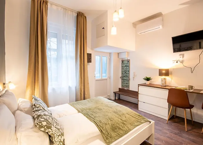 Very - Calm - Modern Design Апартаменты